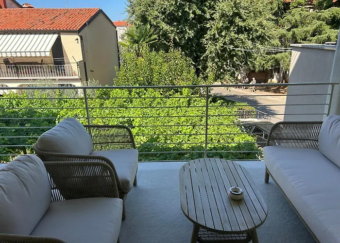 Διαμέρισμα Bianco Deluxe Πόρετς